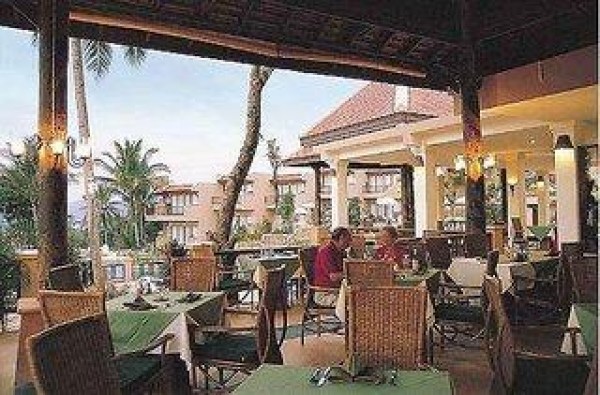 phuket-andaman-cannacia-resort-restaurant