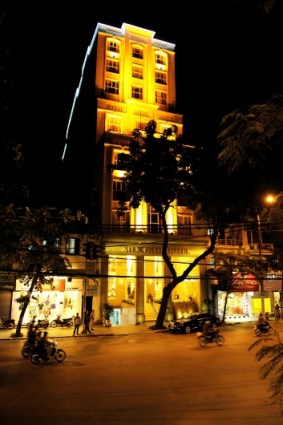 hanoi-silk-Path-Hotel-facade